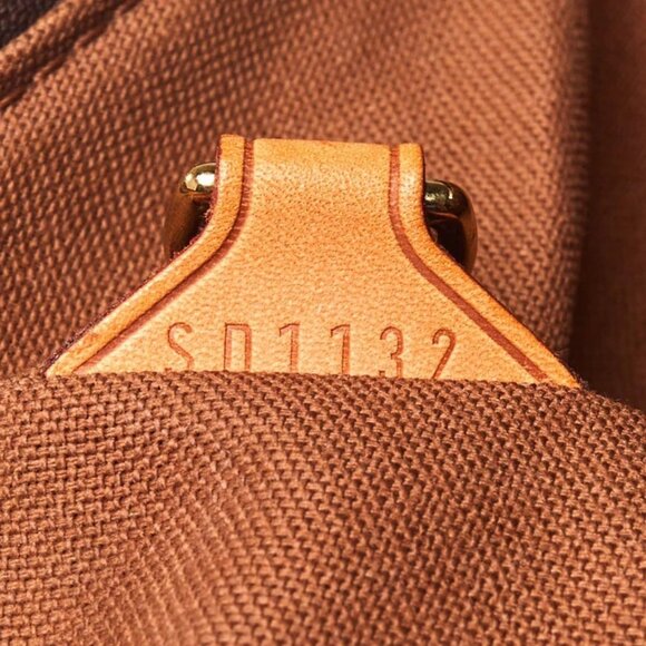 Louis Vuitton Monogram Canvas Tivoli GM Bag - Picture 11 of 12